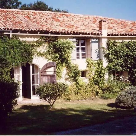 La Gaitrie Holiday home *